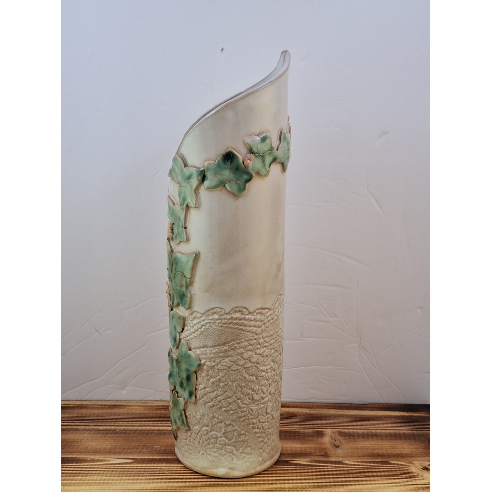 VTG Majolica Pottery Tulip Vase Grapes Grape Leaves 13" x 3.5" Signed Carli - Picture 3 of 10